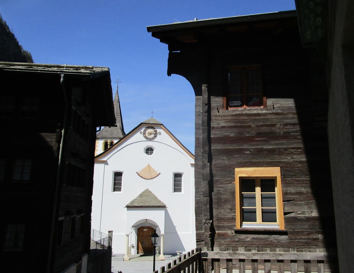 Postman8 - Bed And Breakfast Stalden Luaran gambar