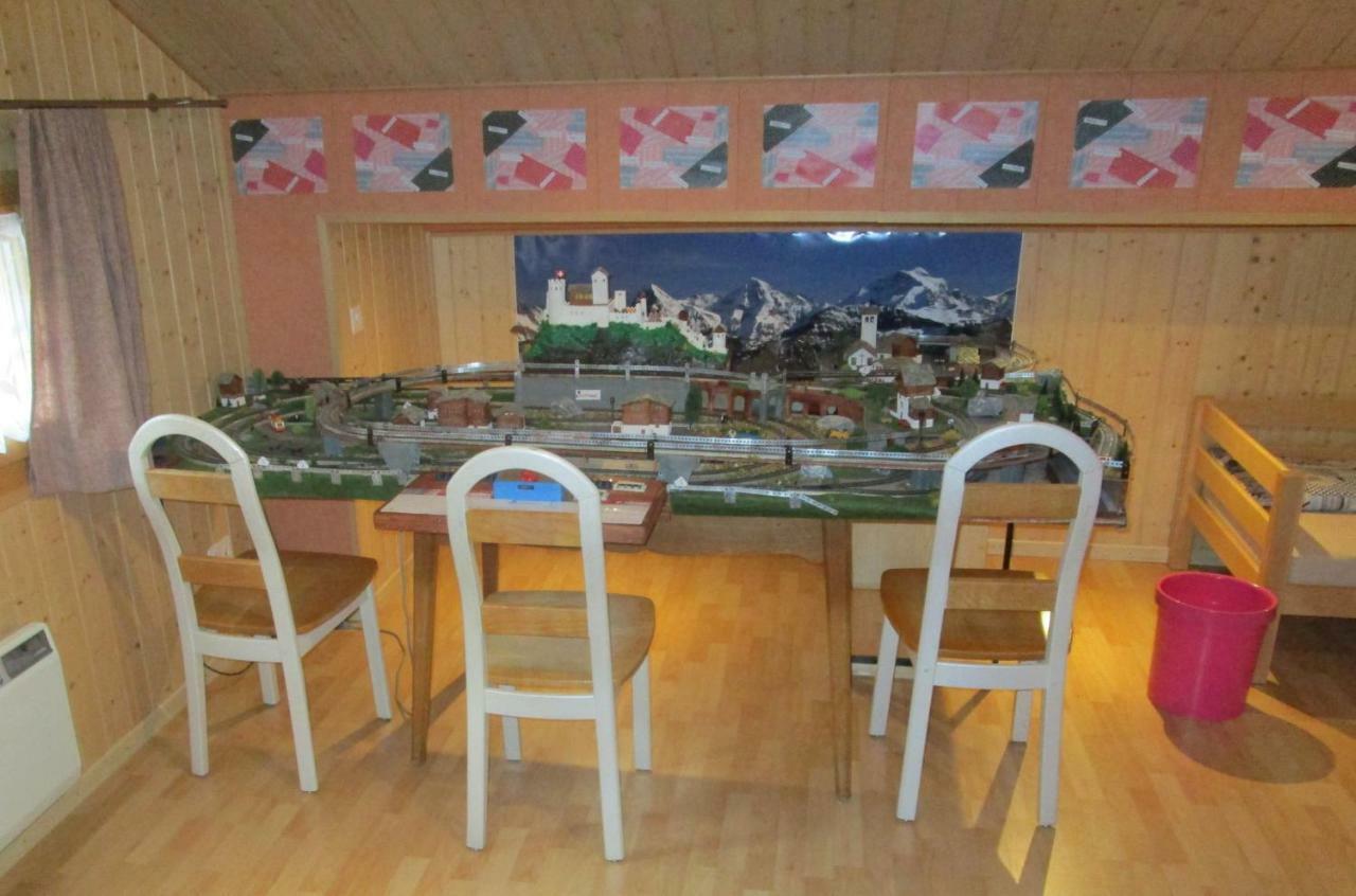 Postman8 - Bed And Breakfast Stalden Luaran gambar
