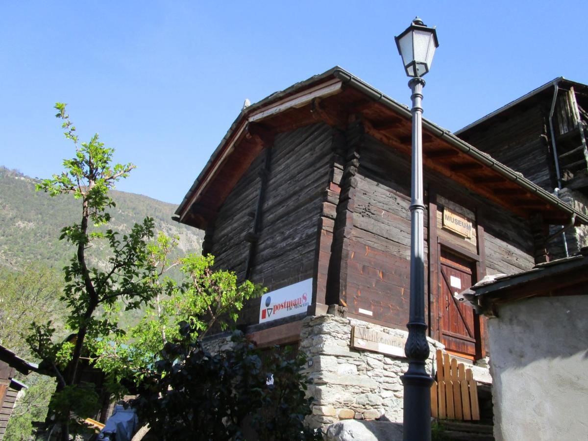 Postman8 - Bed And Breakfast Stalden Luaran gambar